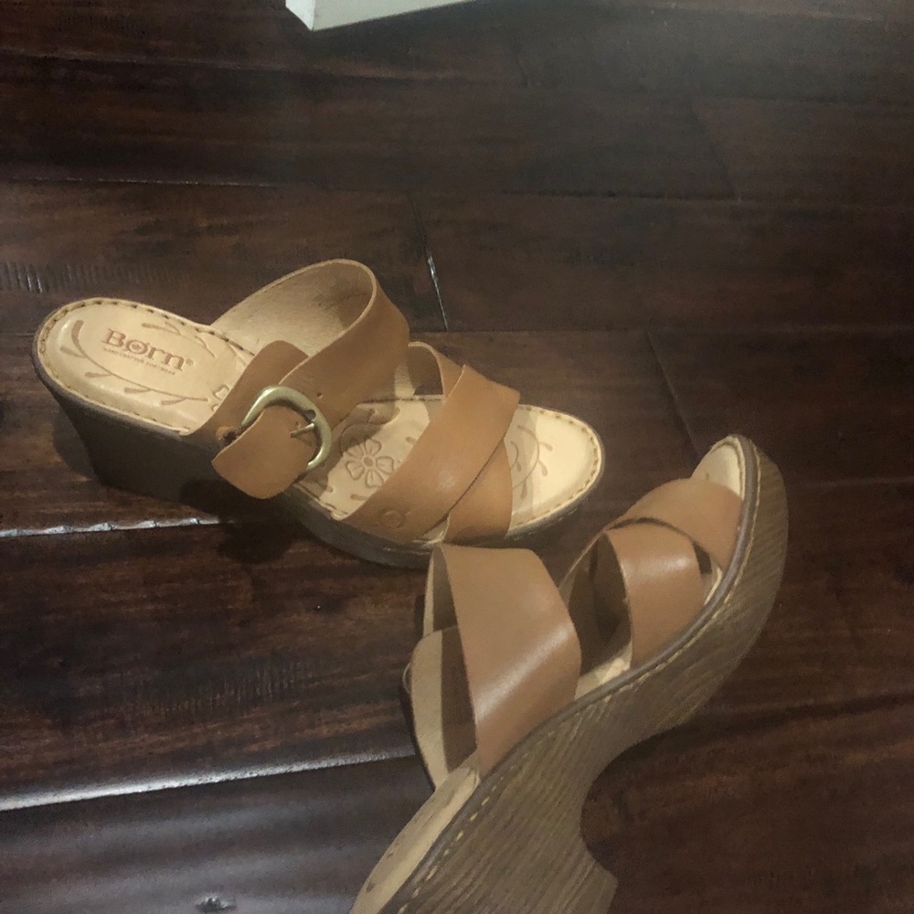 Sandals - Picture 3 of 3